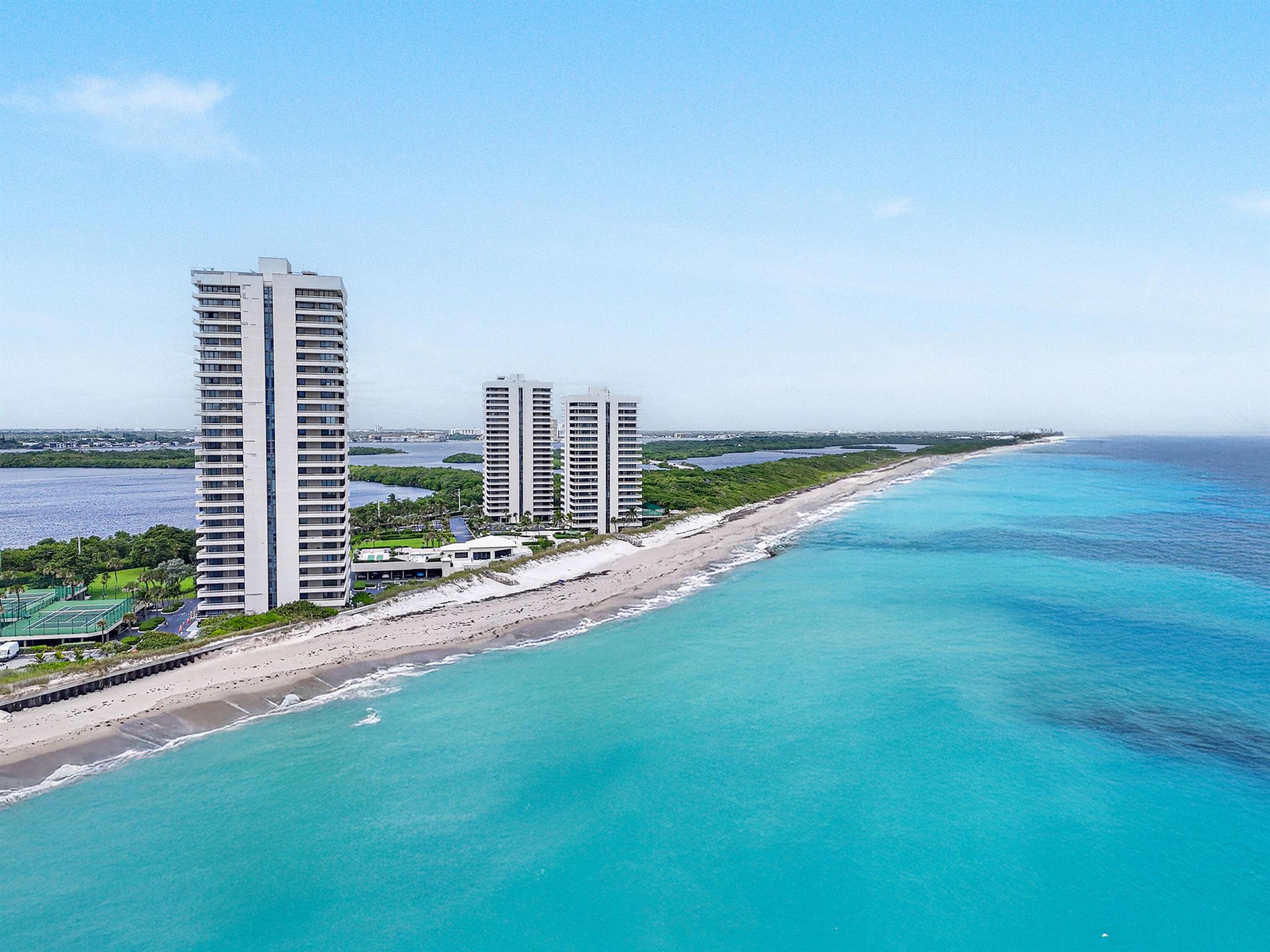 WATER GLADES CONDO - Residential