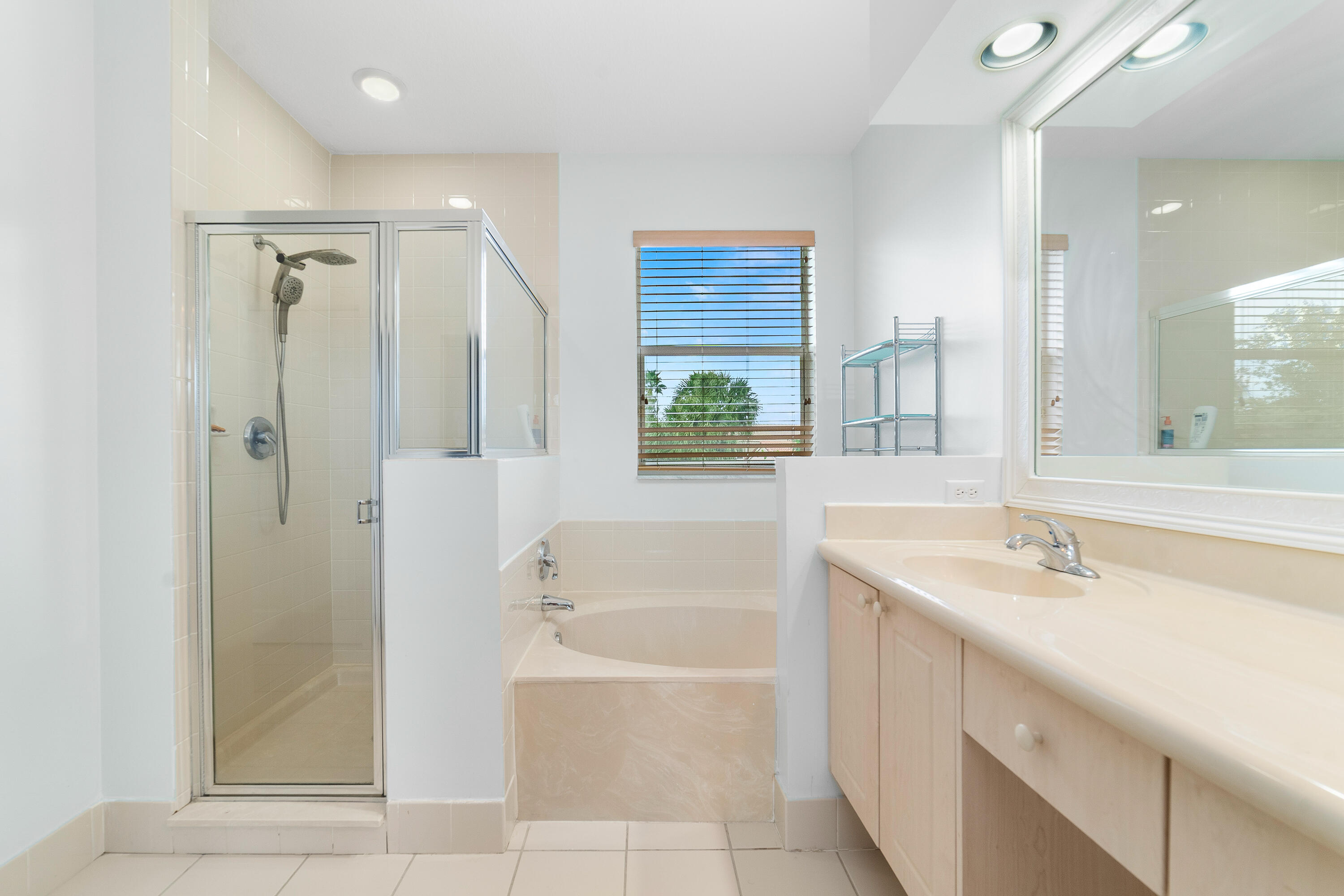 BRIGER PARS B, E AND F - Residential