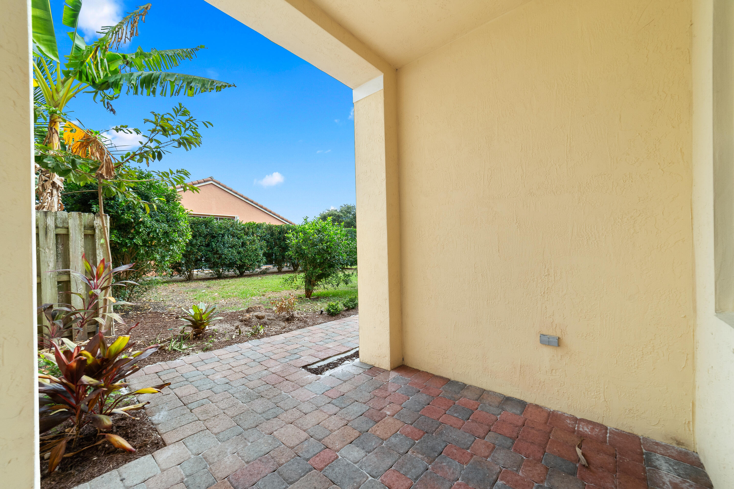 BRIGER PARS B, E AND F - Residential