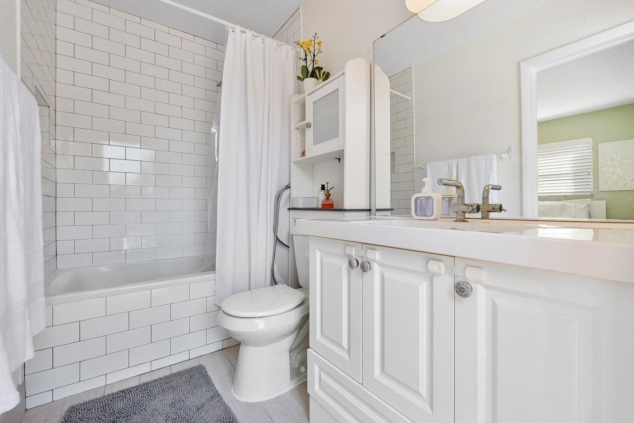 Coral Ridge Isles 45-47 B - Residential