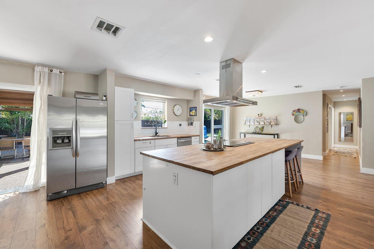 Coral Ridge Isles 45-47 B - Residential