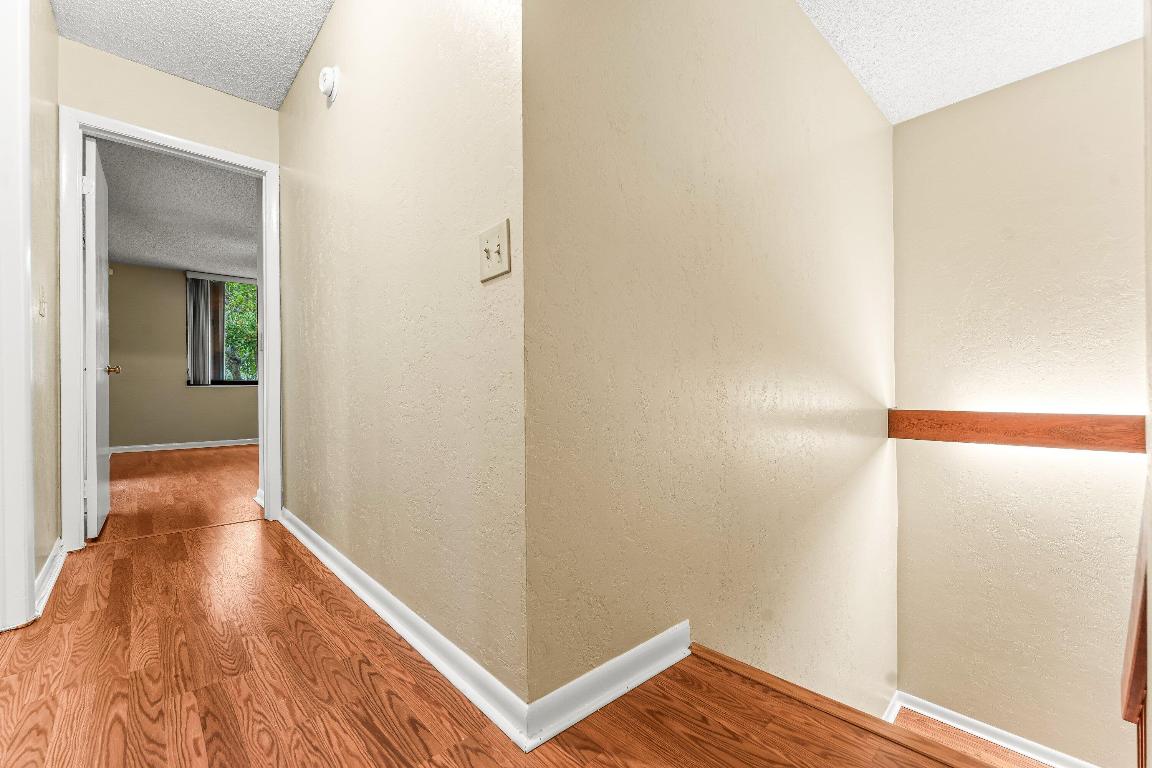 SOMERSET - Residential