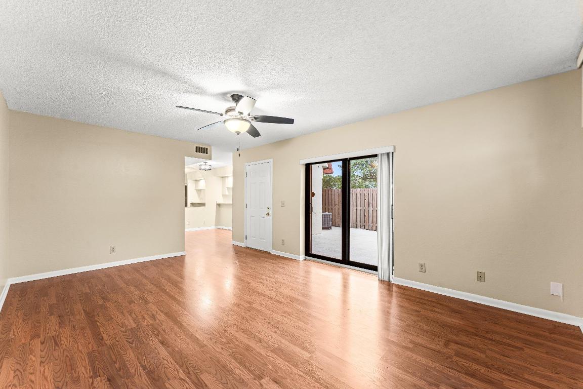 SOMERSET - Residential