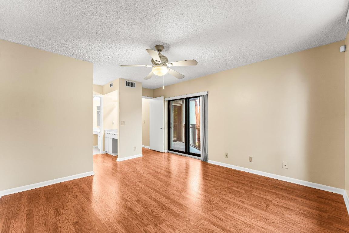 SOMERSET - Residential