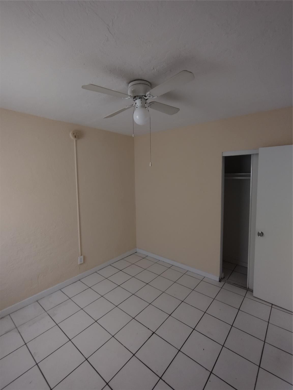 Meekins Add 1 Amd 26-50 B - Residential Lease