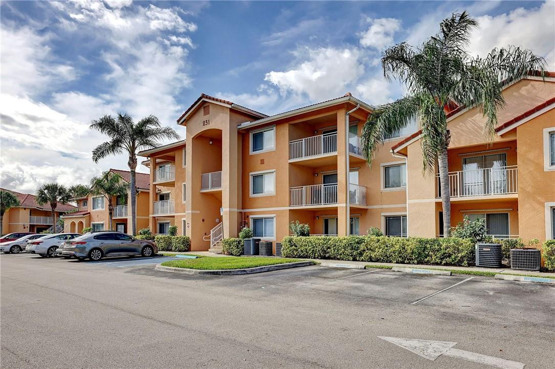 THE CLUB AT ST LUCIE WEST - Residential