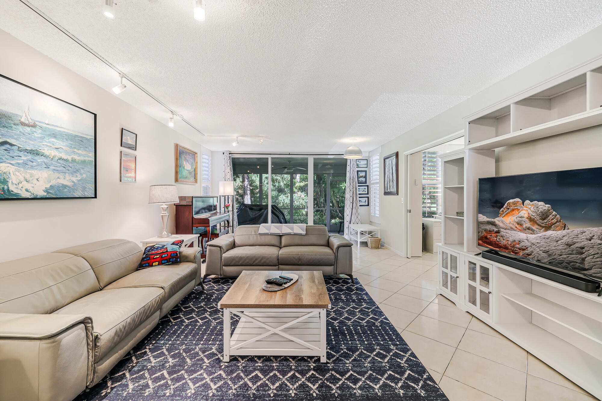 933 Cypress Grove Drive 103