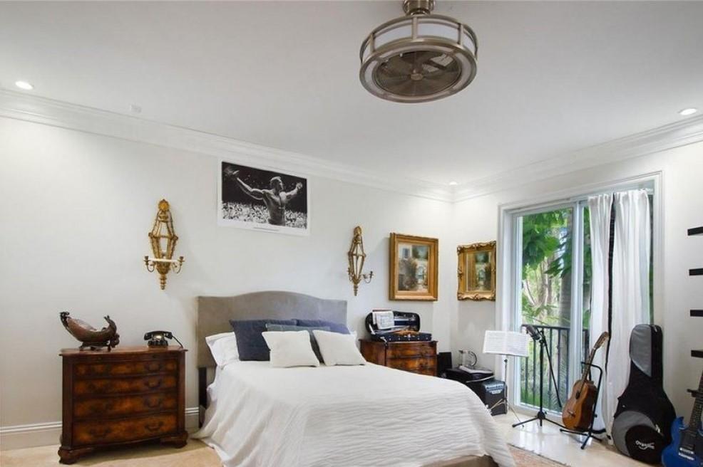 Holiday Colony - Residential