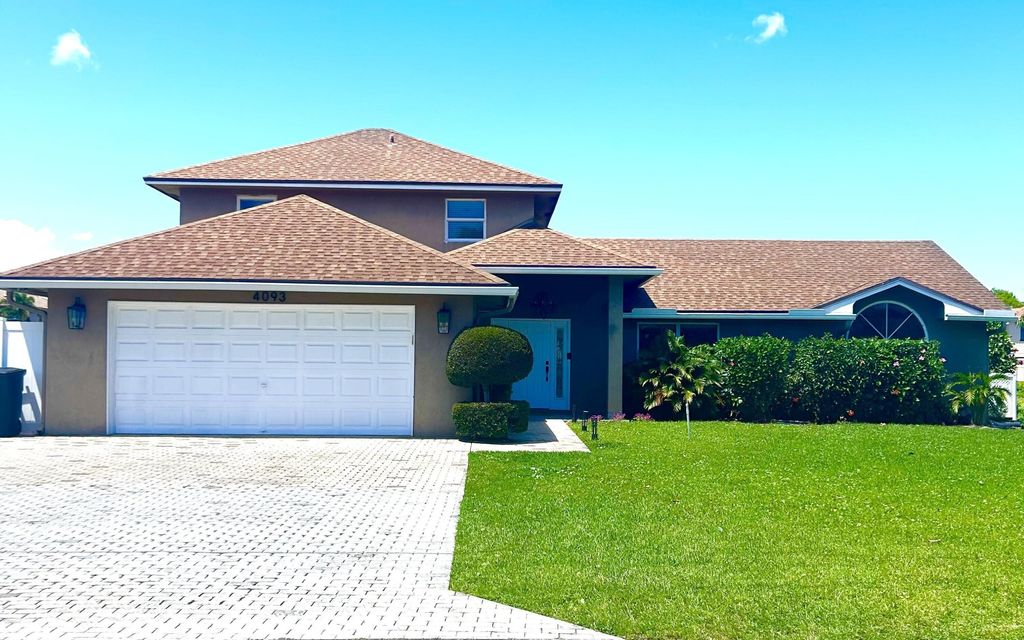 Photo of 4093 Palo Verde Drive, Boynton Beach, FL 33436 (MLS # B26022038)