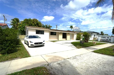 5785 NW 113th Ter, Hialeah, FL MLS: F10485763