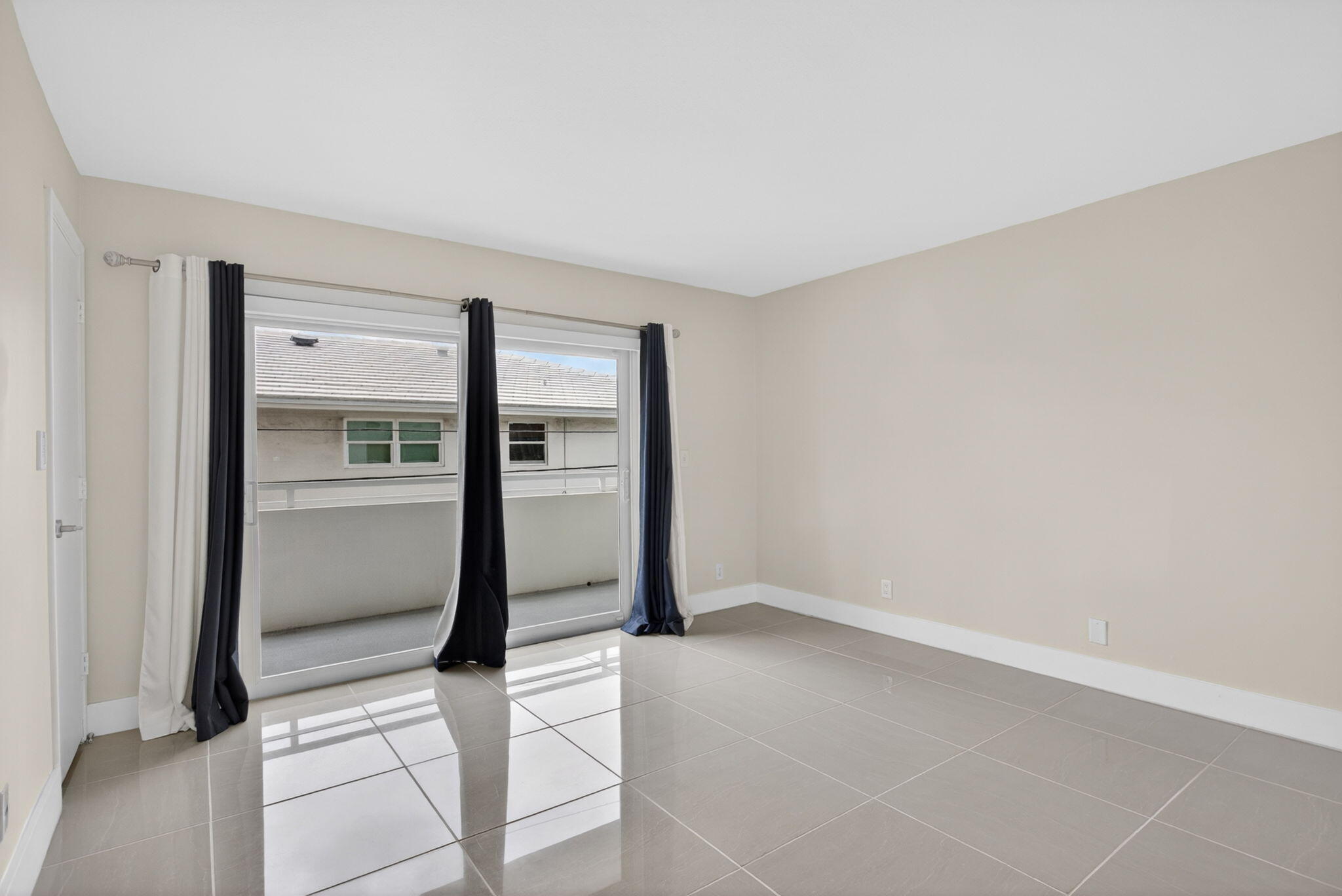 POMPANO BY THE SEA CONDO - Residential