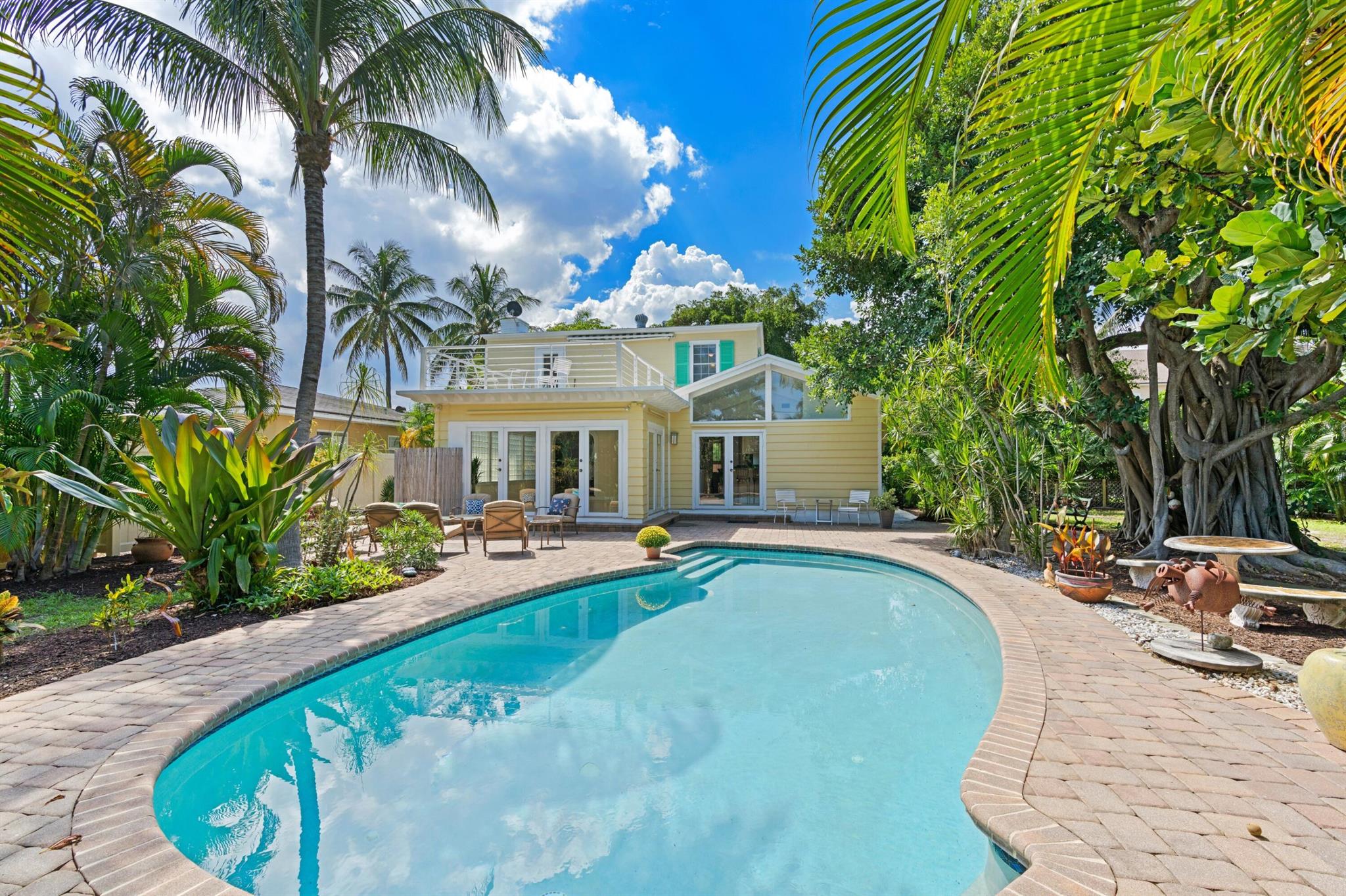 LAKE WORTH TOWN OF - Residential