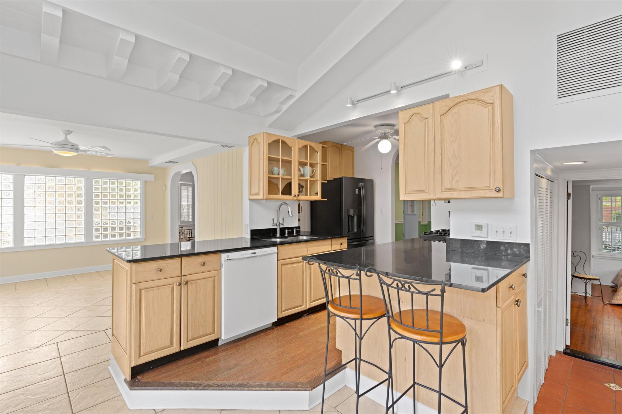 LAKE WORTH TOWN OF - Residential