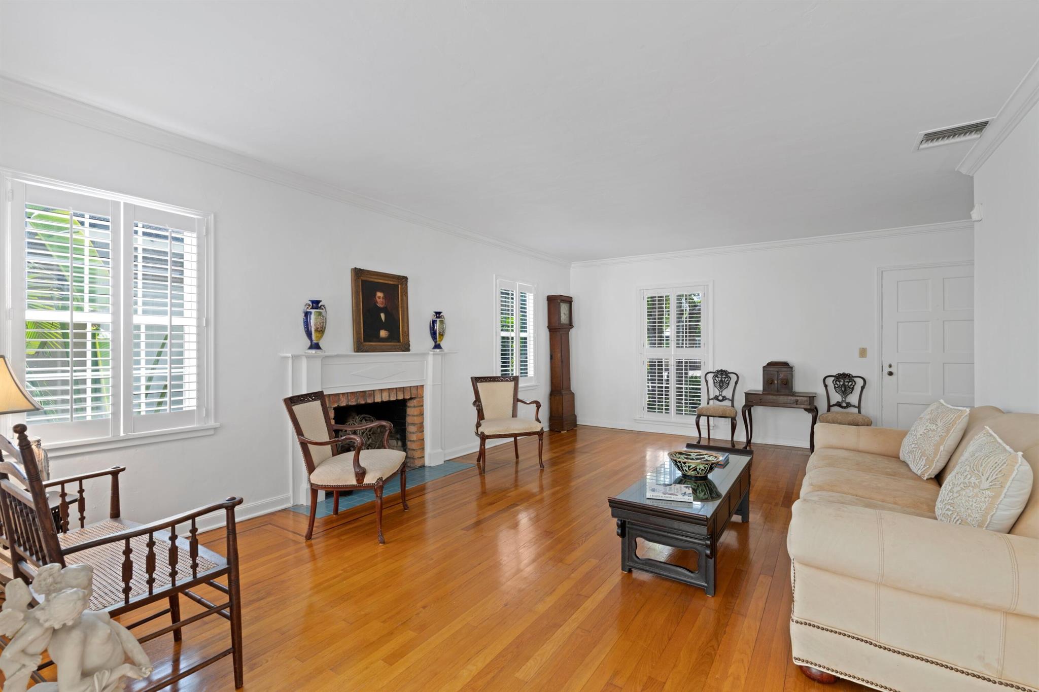 LAKE WORTH TOWN OF - Residential