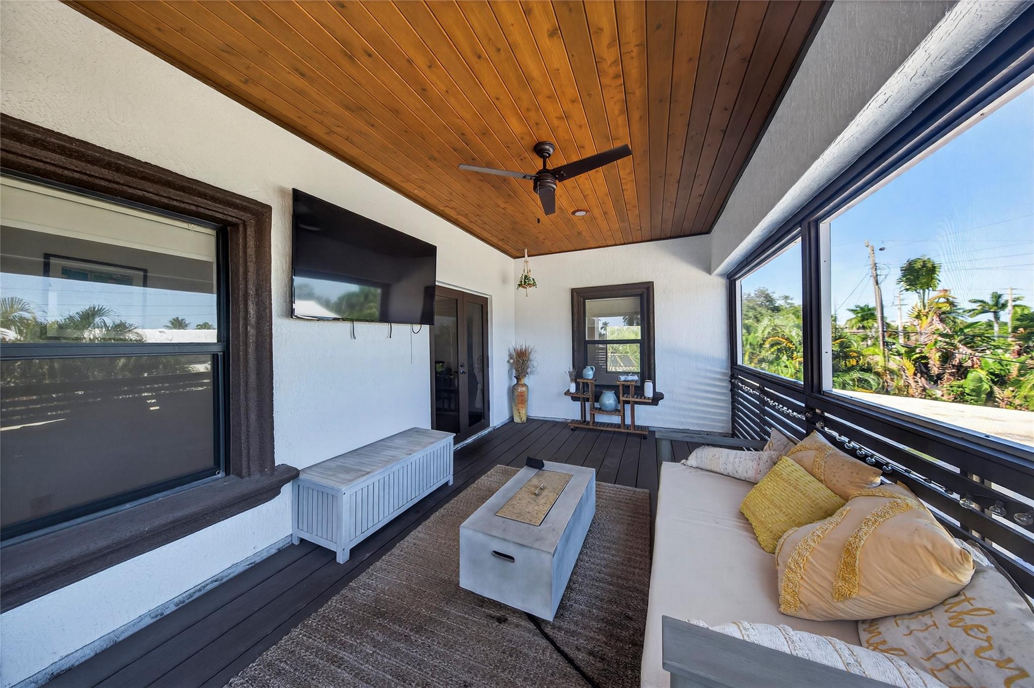 VENETIAN ISLES - Residential Lease