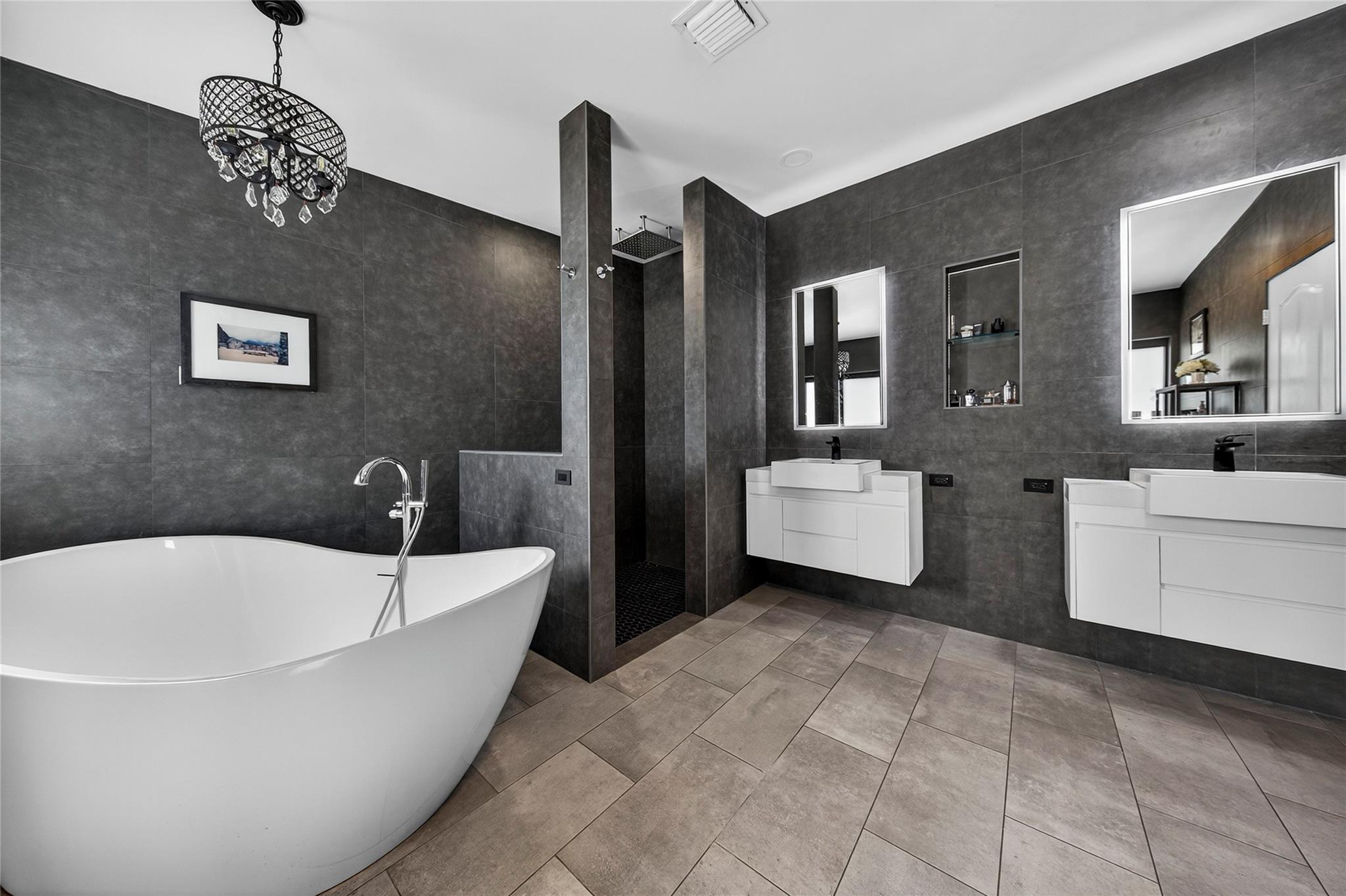 VENETIAN ISLES - Residential Lease