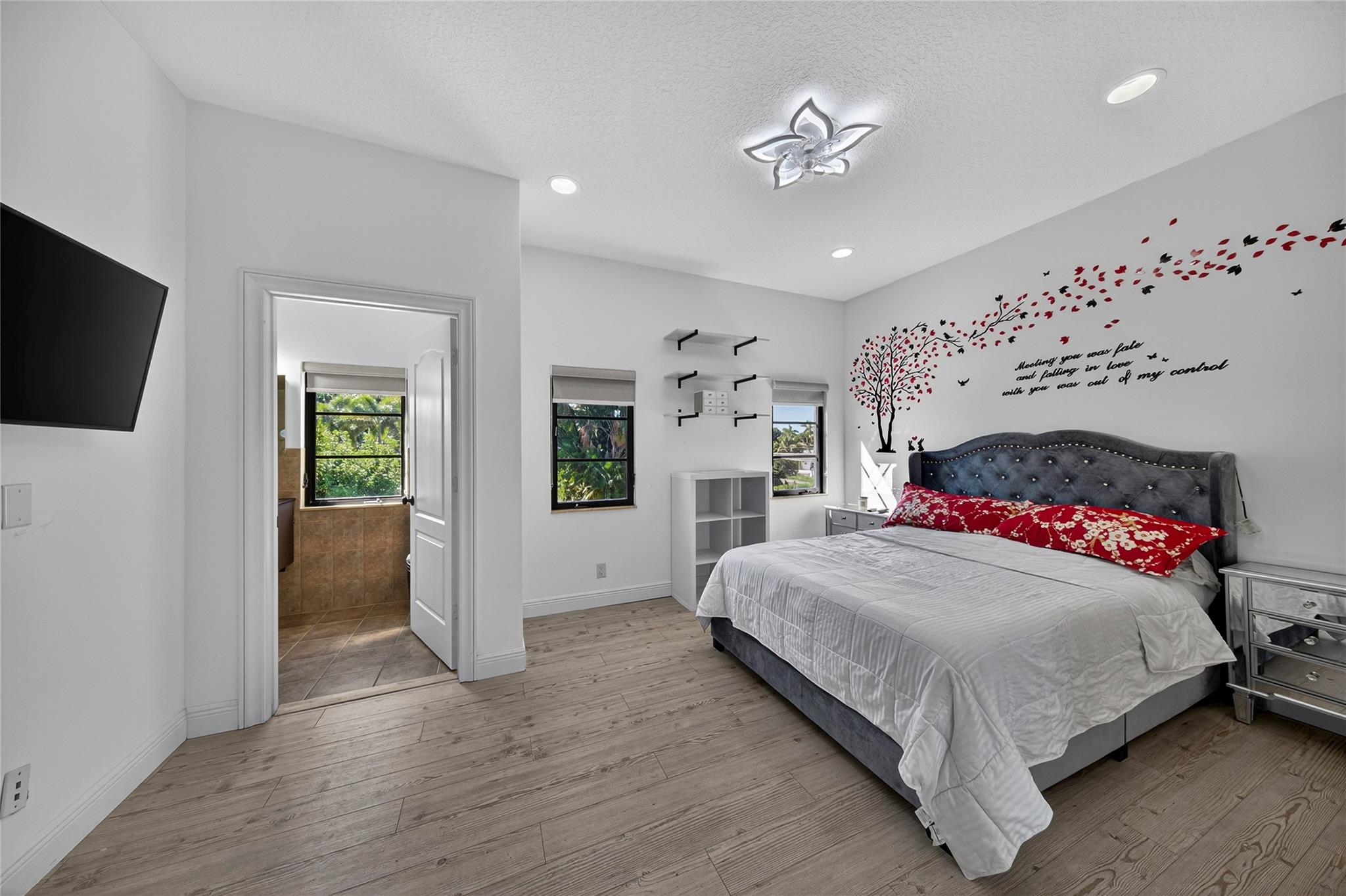 VENETIAN ISLES - Residential Lease