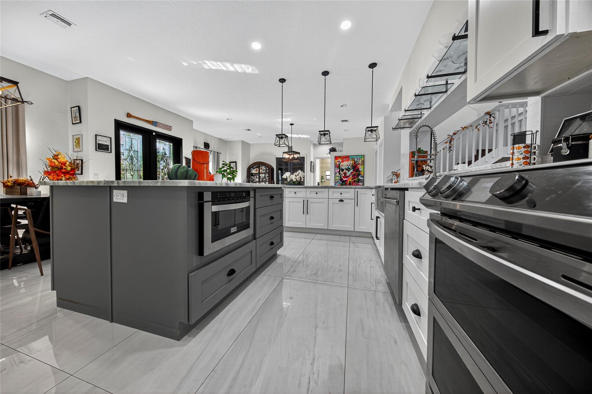 VENETIAN ISLES - Residential Lease