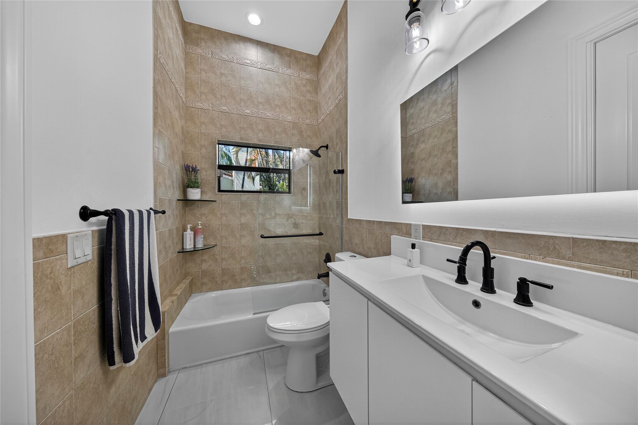 VENETIAN ISLES - Residential Lease