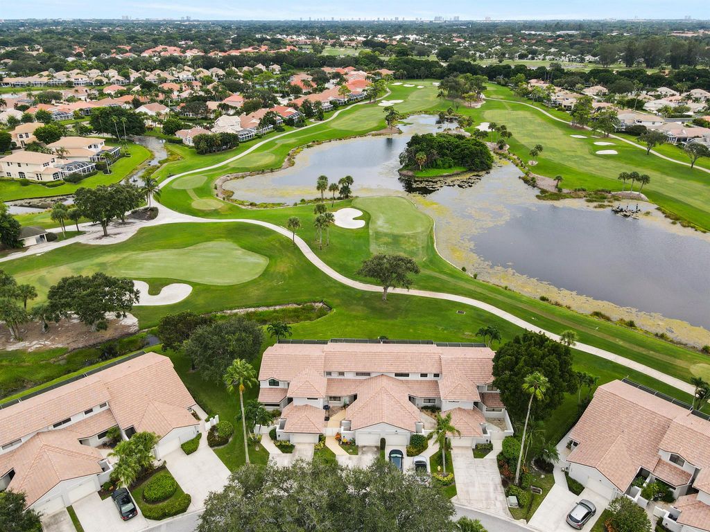 Photo of 537 Prestwick Circle, Palm Beach Gardens, FL 33418 (MLS # R11013350)