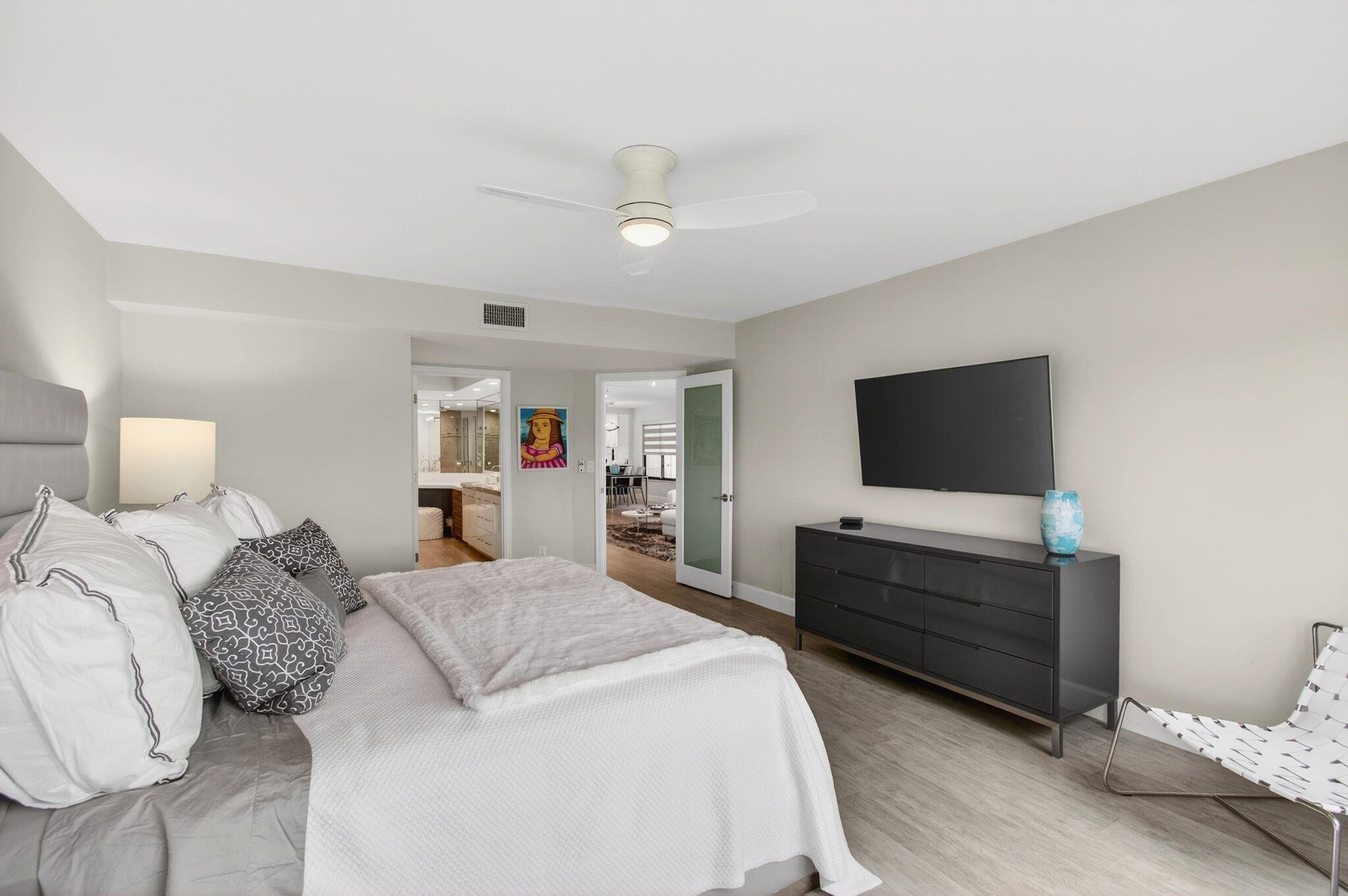 GLENEAGLES CONDO IV - Residential