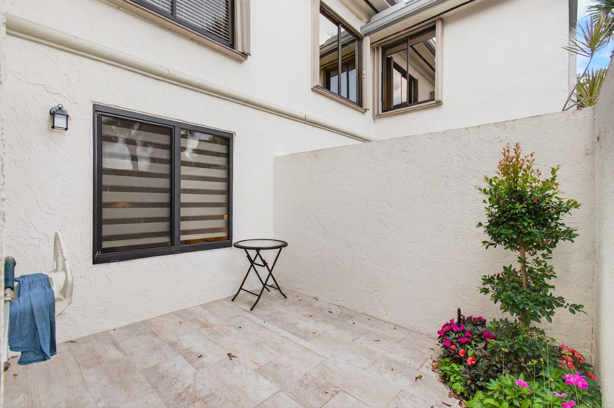 GLENEAGLES CONDO IV - Residential