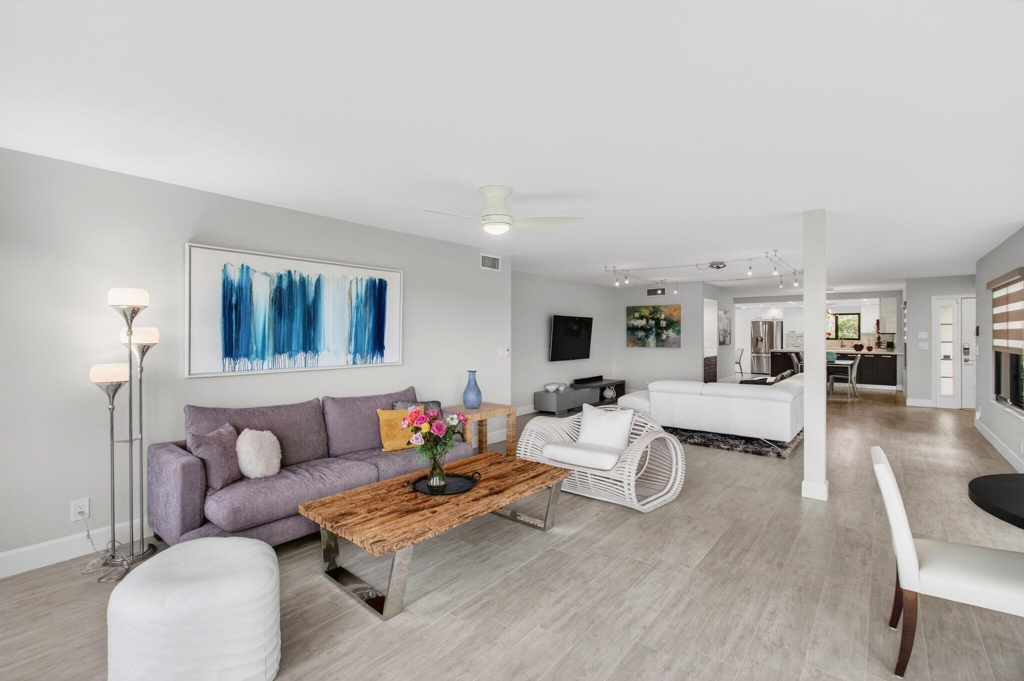 GLENEAGLES CONDO IV - Residential