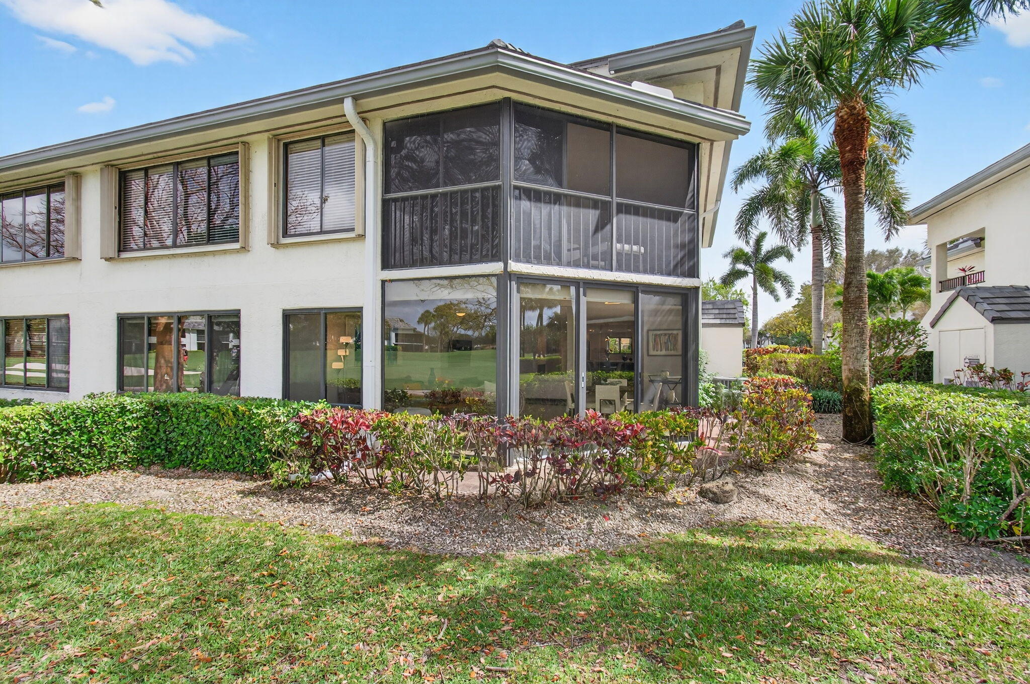 GLENEAGLES CONDO IV - Residential