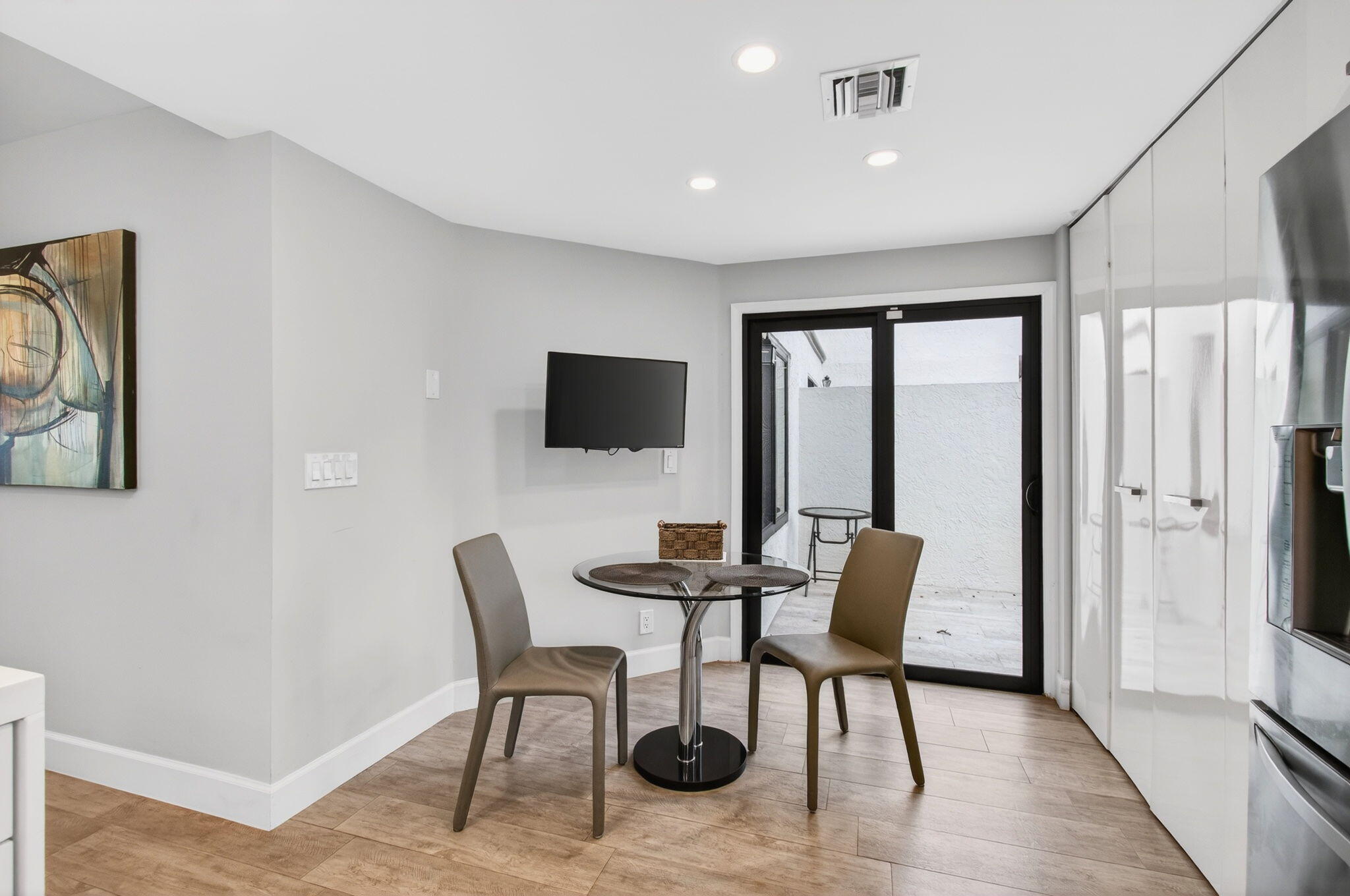 GLENEAGLES CONDO IV - Residential