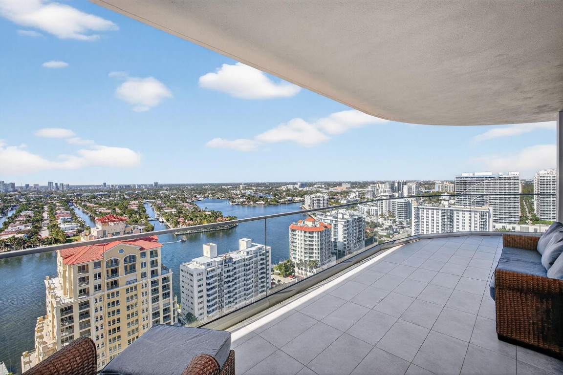 Selene - Residential