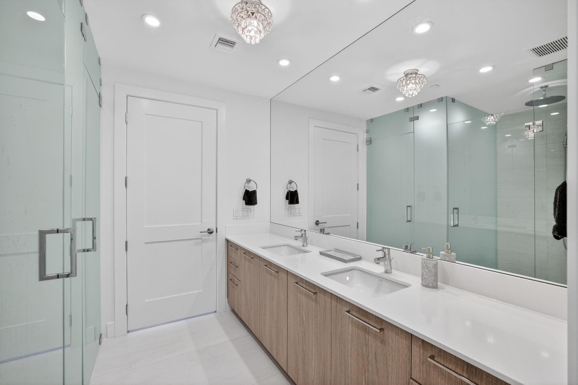 Selene - Residential