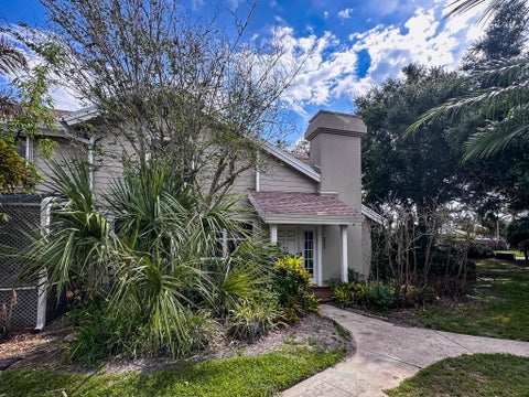 Photo of 3662 SW Sunset Trace Circle, Palm City, FL 34990 (MLS # B26028181)