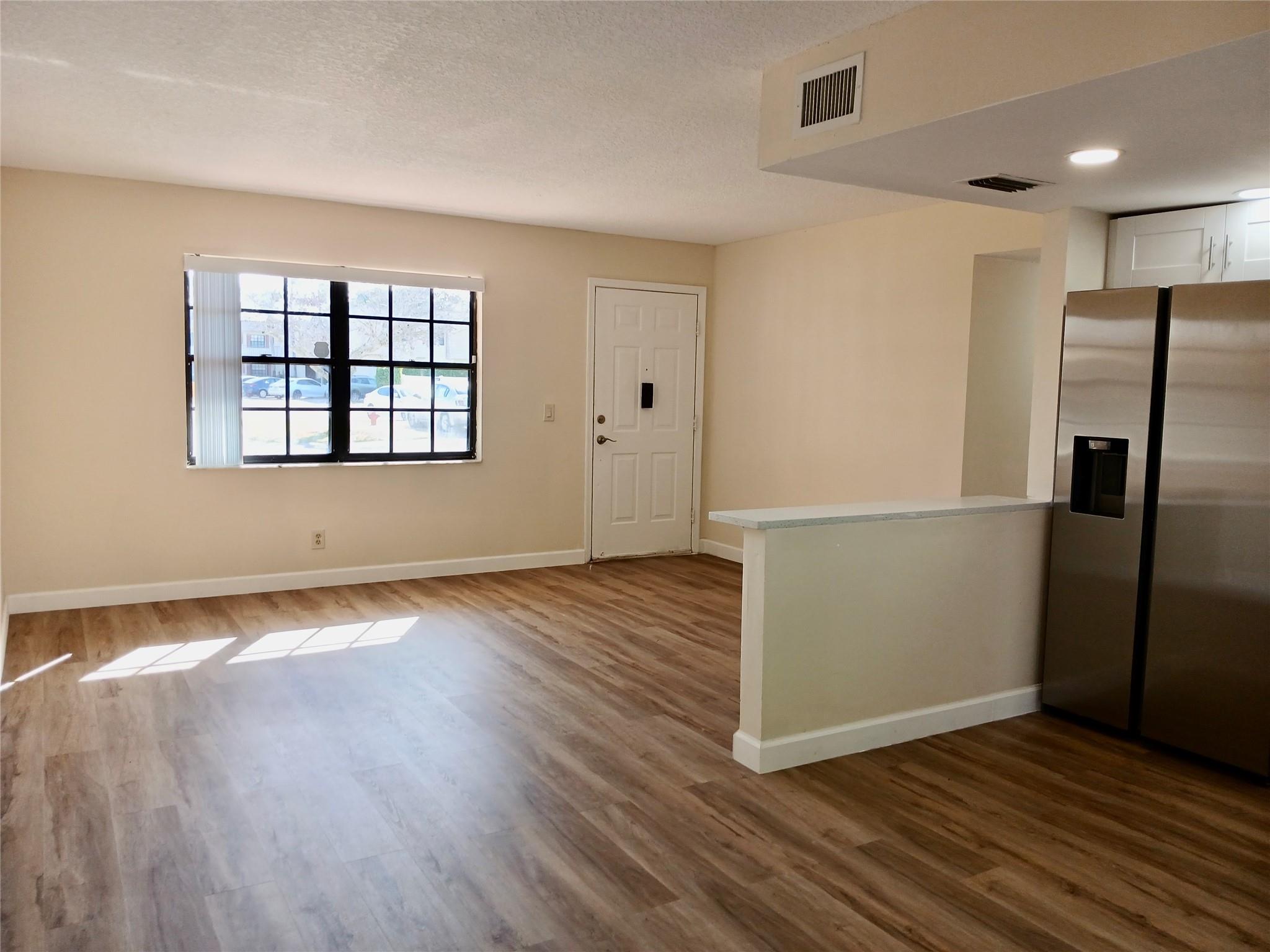 Oak Court Condo - Residential Lease
