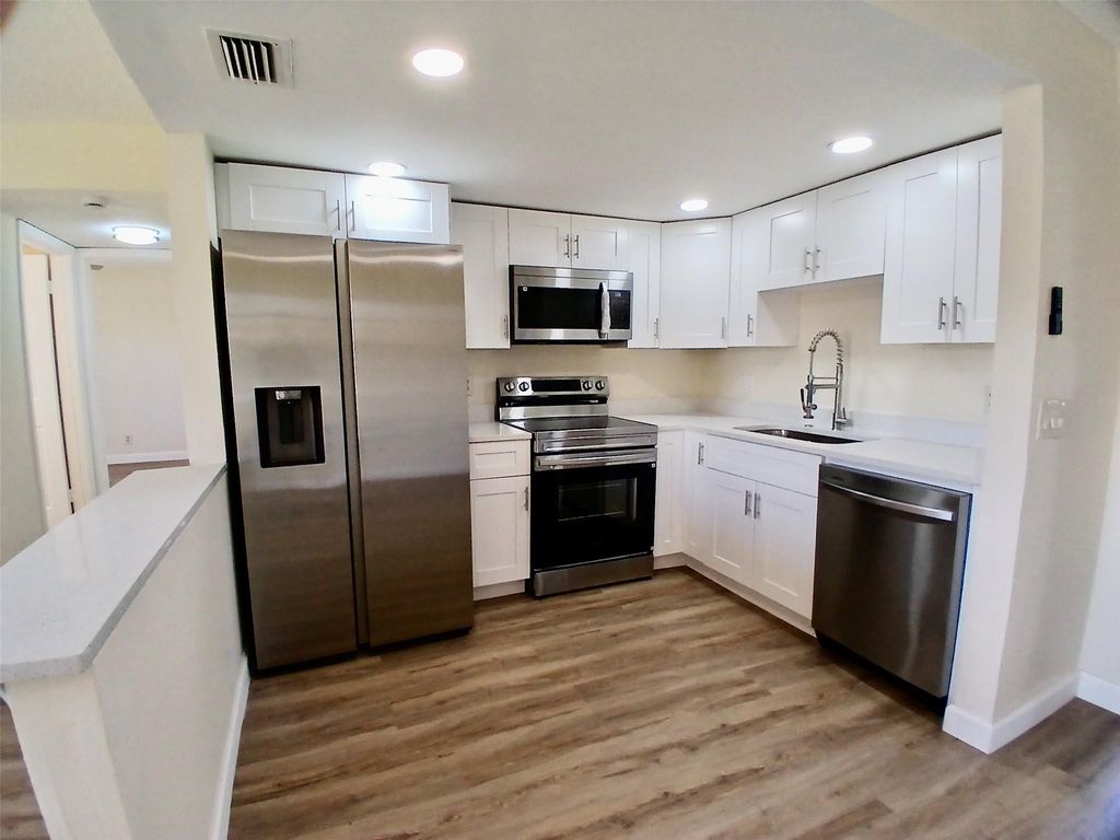 Photo of 4131 Oak Terrace Drive #4131, Greenacres, FL 33463 (MLS # F10531855)