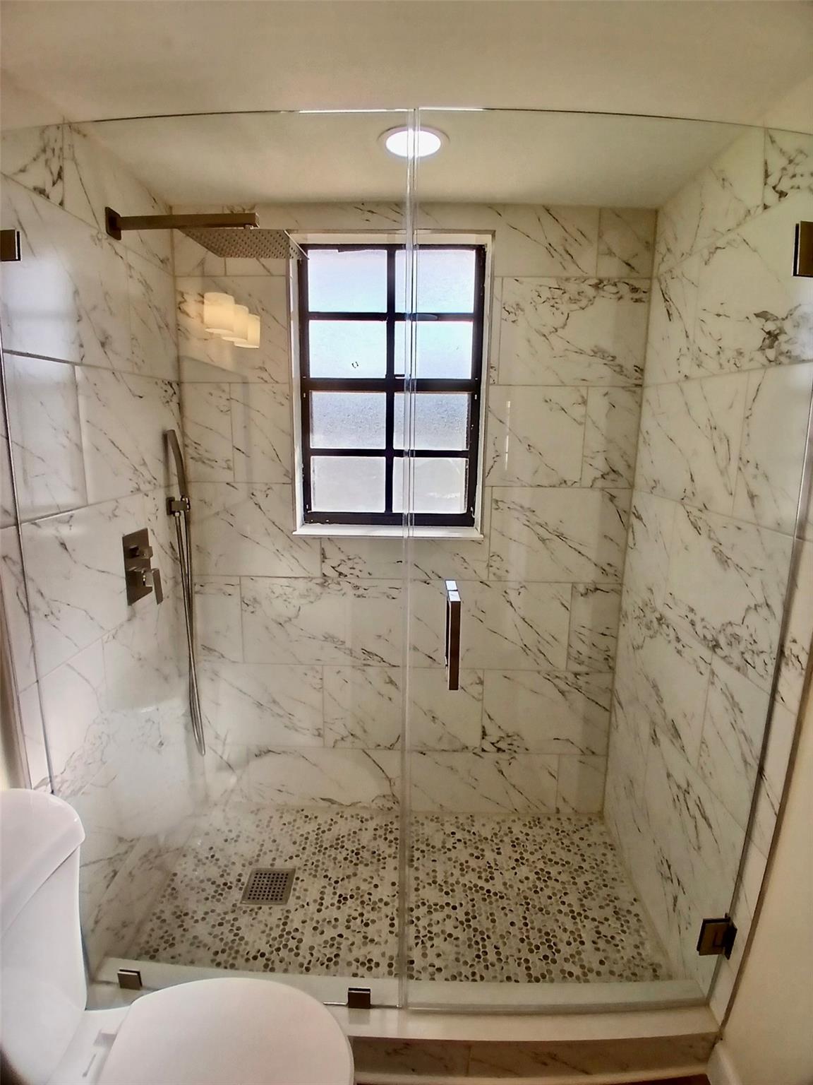 Oak Court Condo - Residential Lease