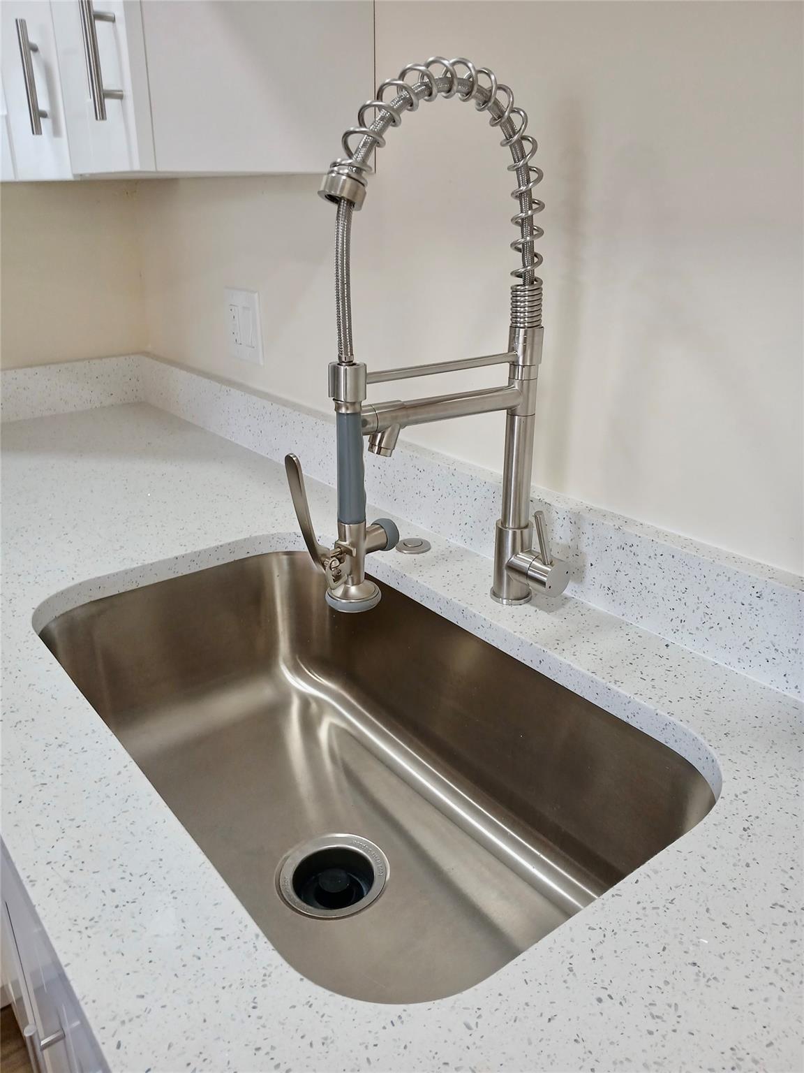 Oak Court Condo - Residential Lease