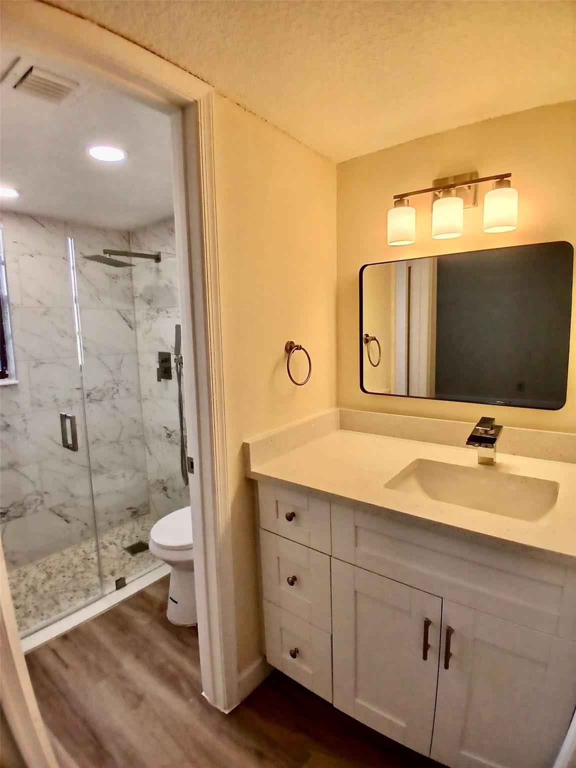 Oak Court Condo - Residential Lease