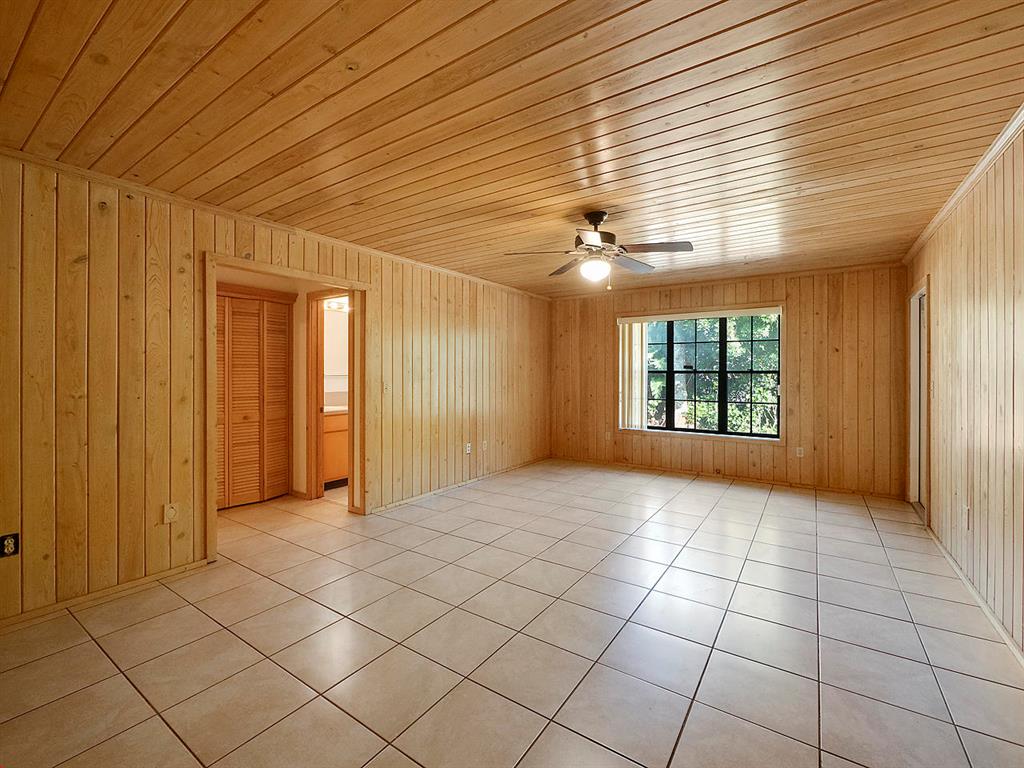 S/D OF 12-45-42, SE 1/4 IN - Residential