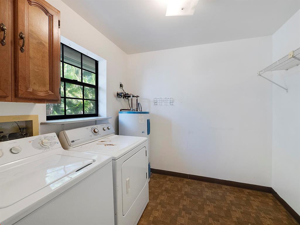 S/D OF 12-45-42, SE 1/4 IN - Residential