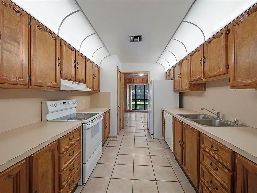 S/D OF 12-45-42, SE 1/4 IN - Residential