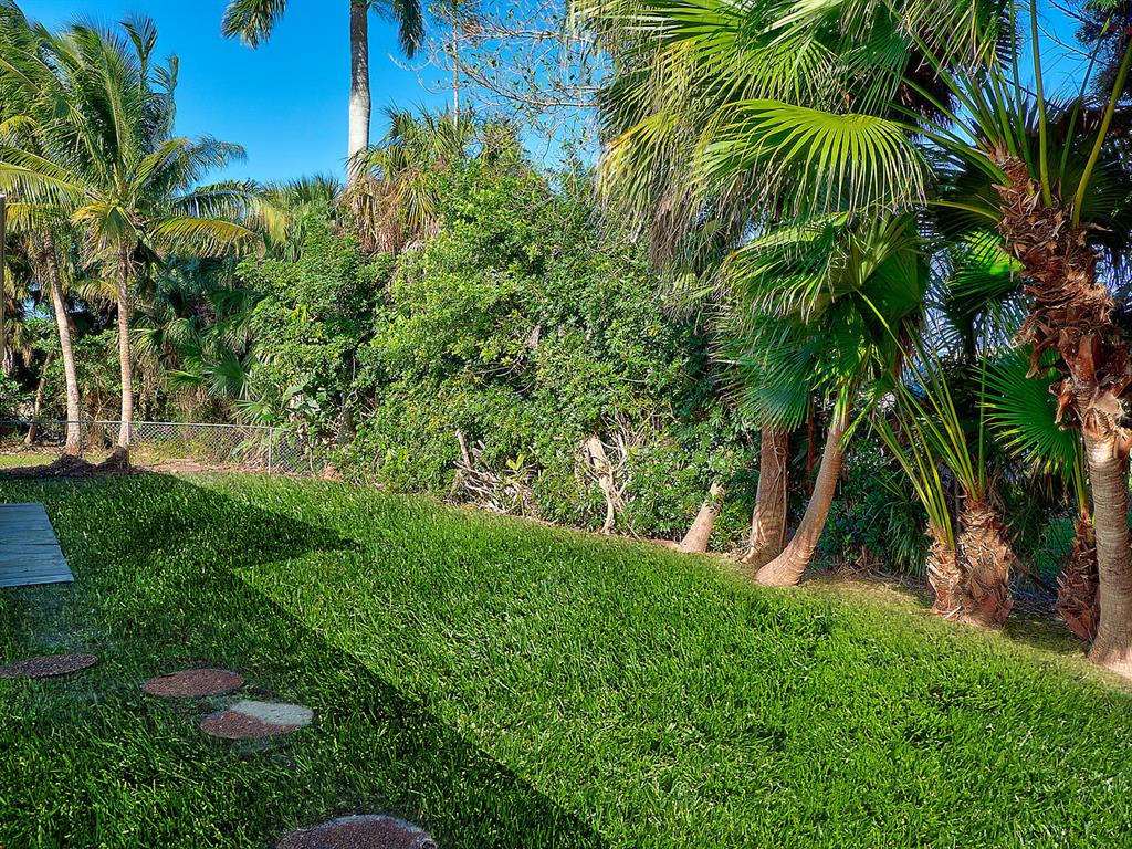 S/D OF 12-45-42, SE 1/4 IN - Residential