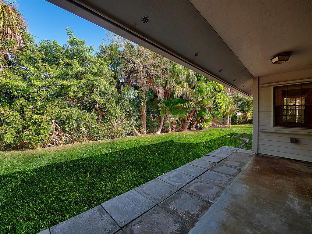 S/D OF 12-45-42, SE 1/4 IN - Residential