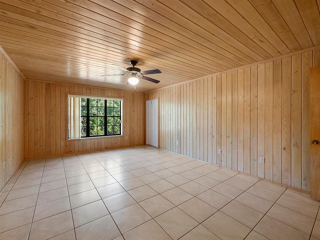 S/D OF 12-45-42, SE 1/4 IN - Residential