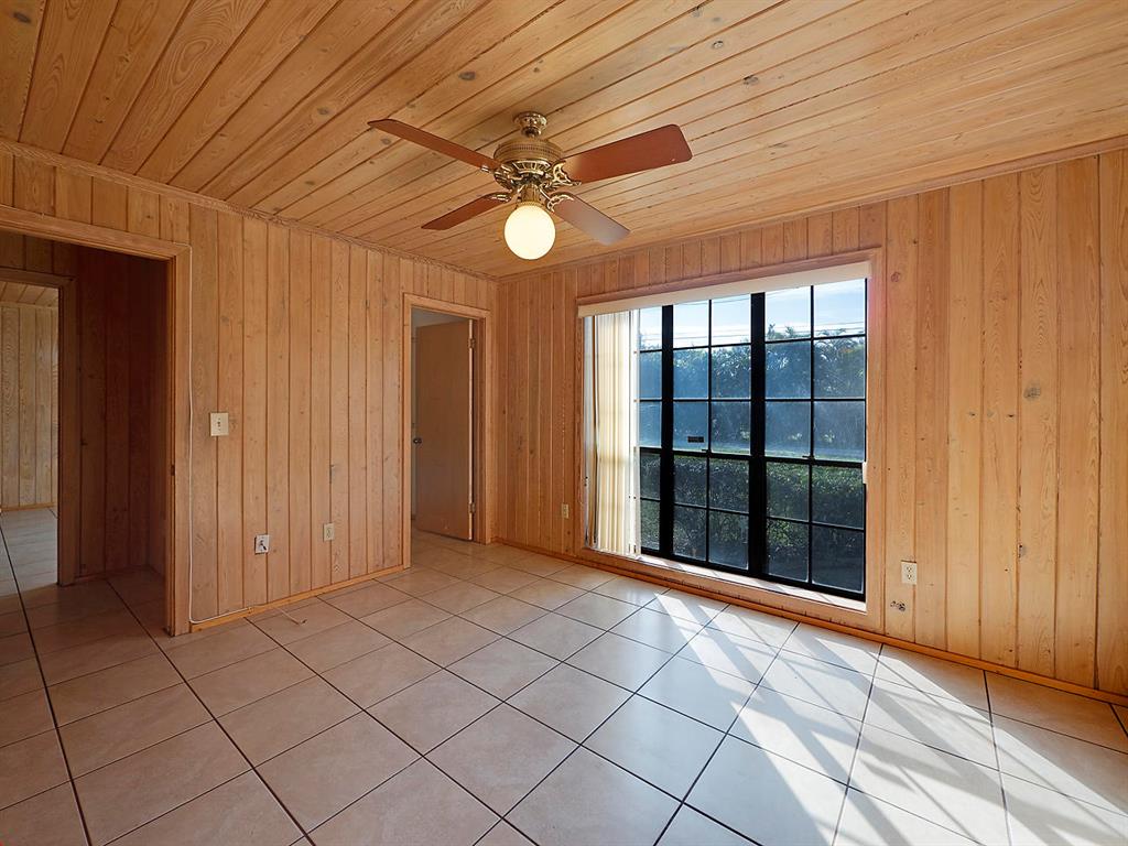 S/D OF 12-45-42, SE 1/4 IN - Residential