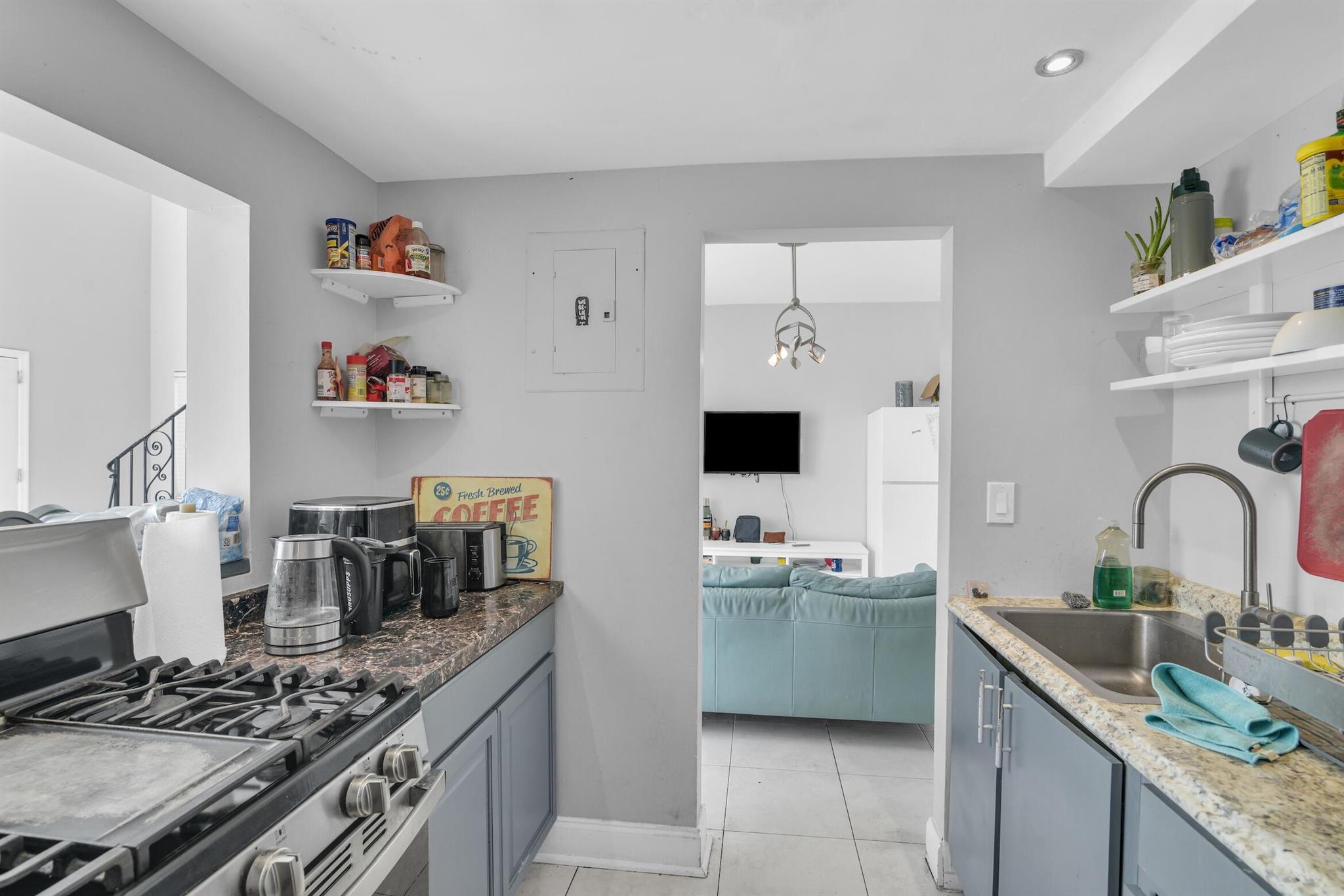 BEACH BAY SUB - Residential Income