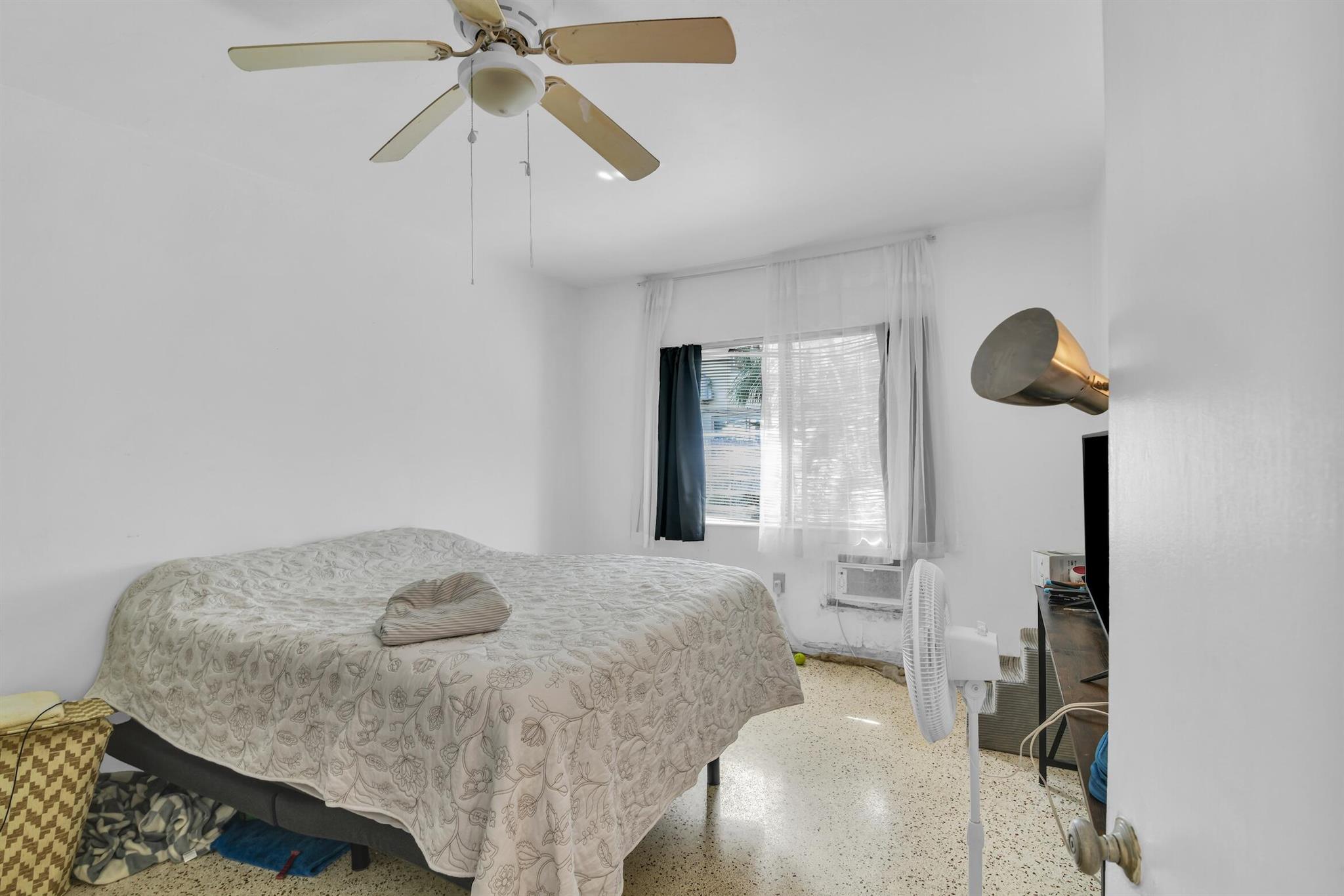 BEACH BAY SUB - Residential Income