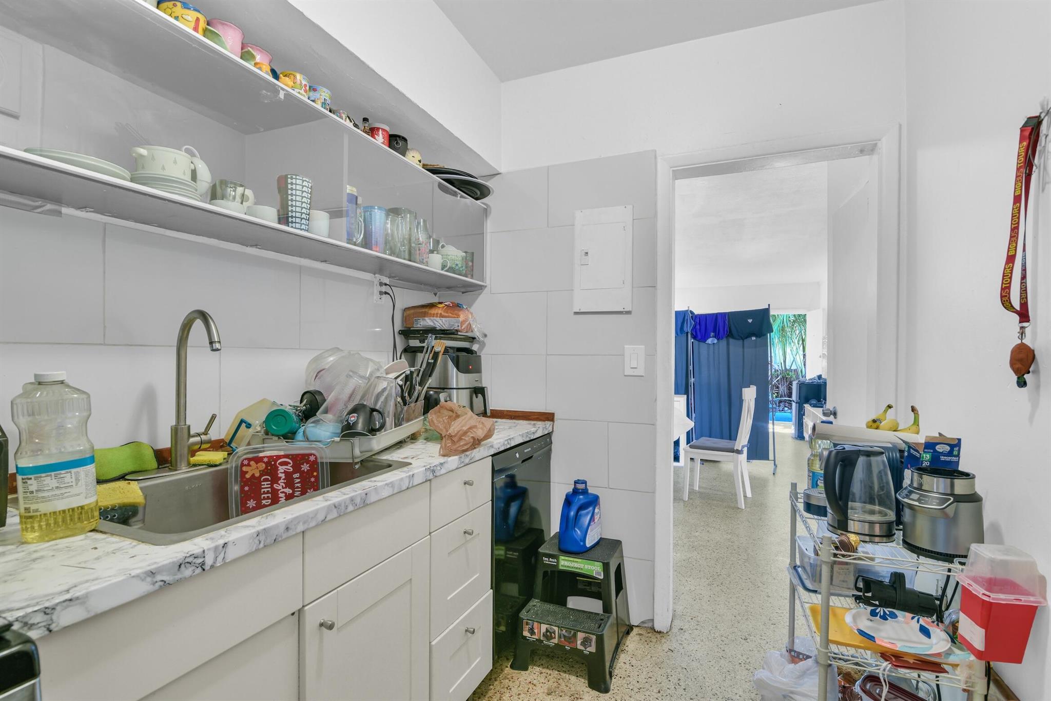 BEACH BAY SUB - Residential Income