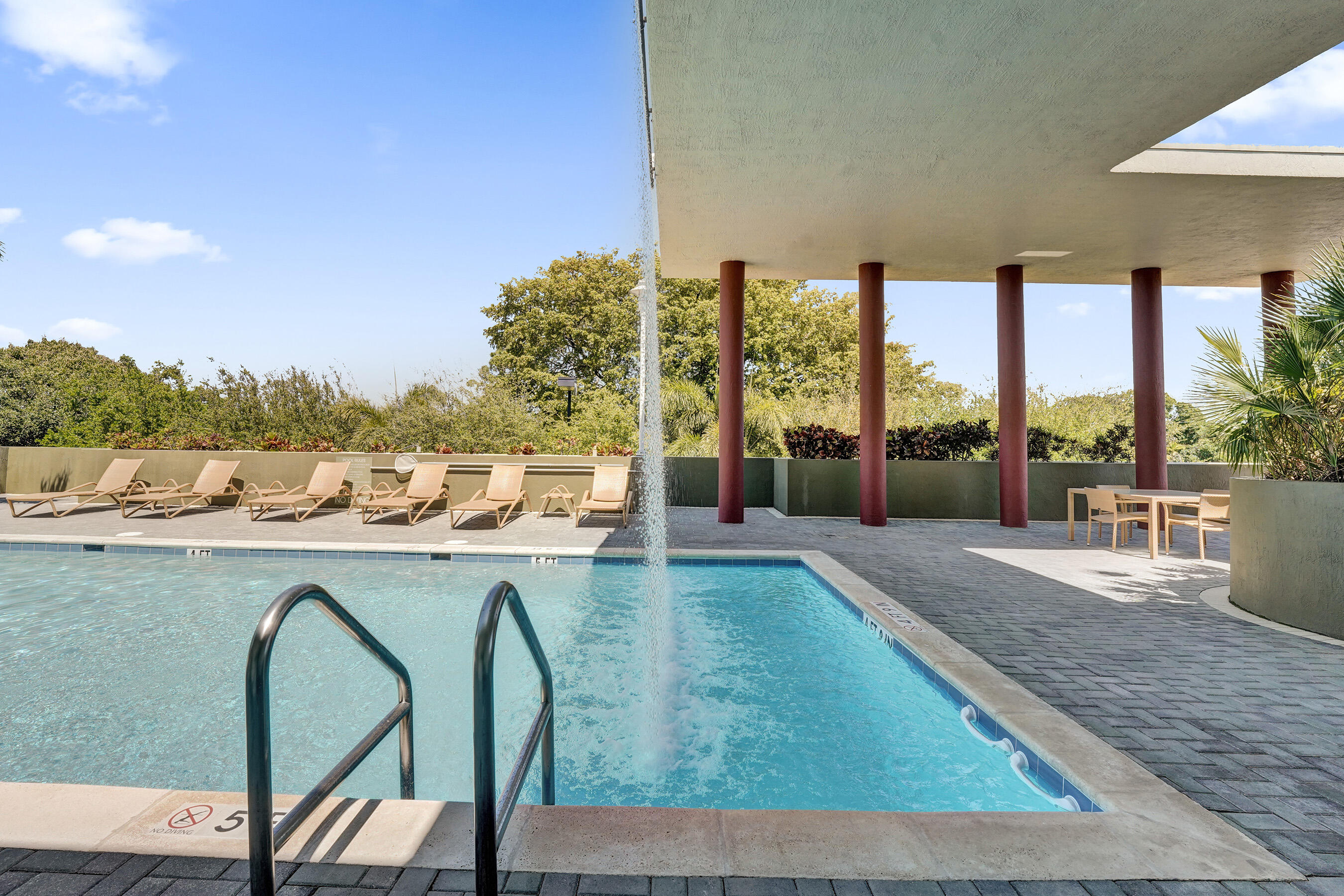 ISLAND CITY LOFTS CONDO - Residential