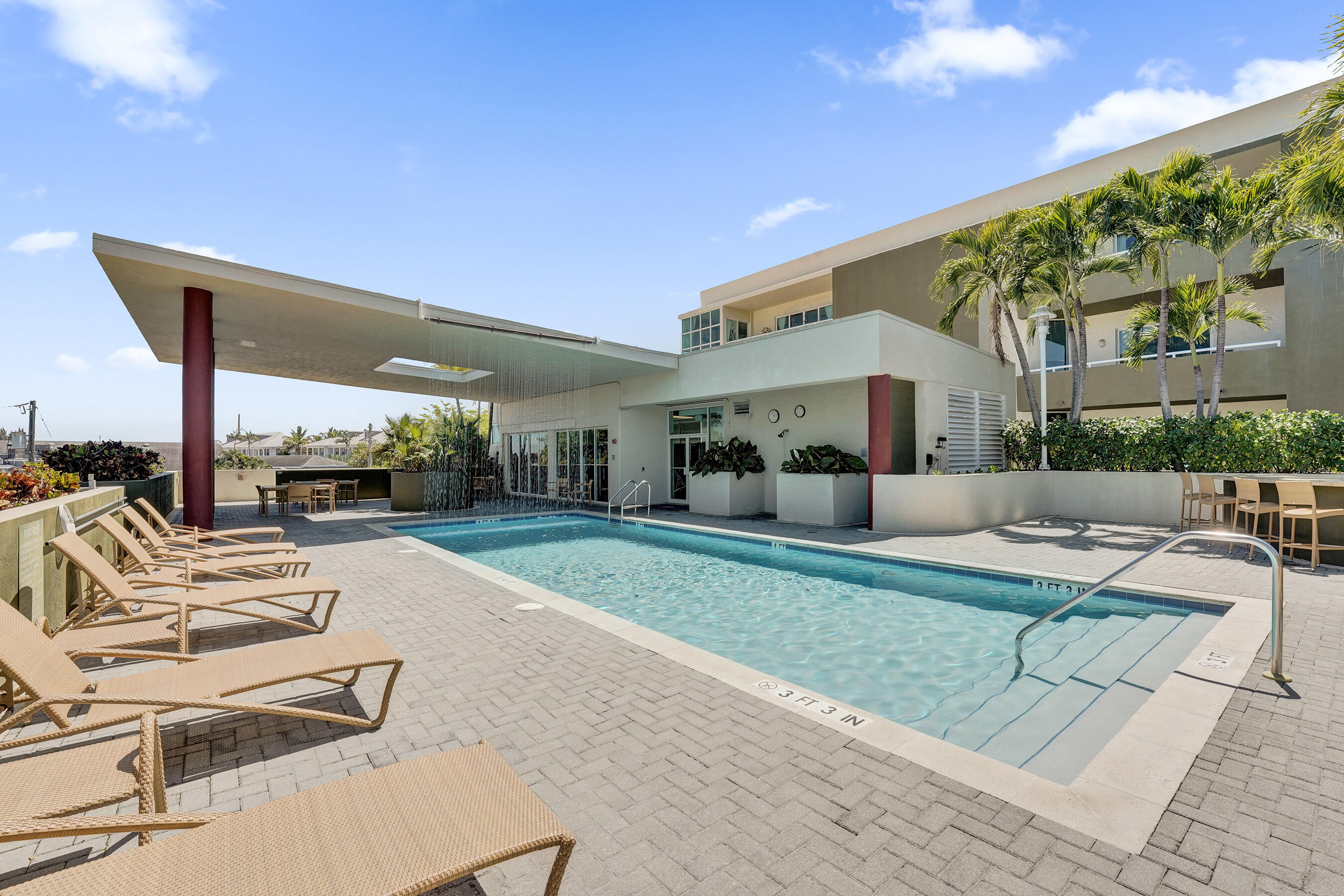 ISLAND CITY LOFTS CONDO - Residential