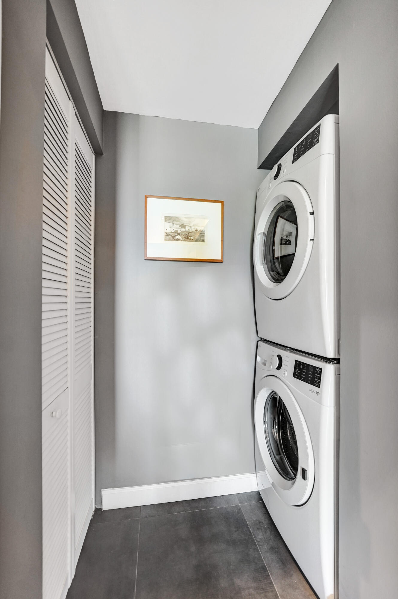 ISLAND CITY LOFTS CONDO - Residential